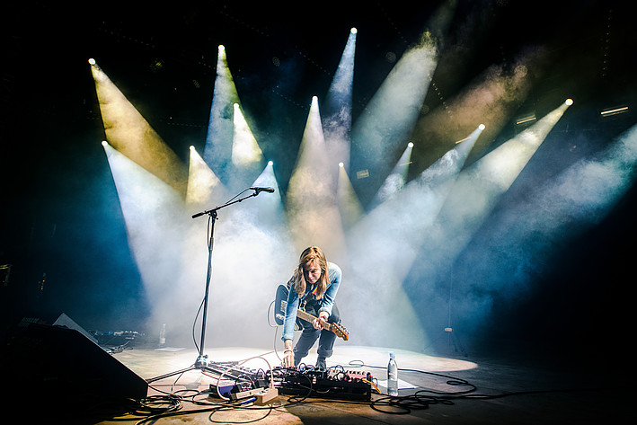 2019-07-04 - Julien Baker från Roskildefestivalen, Roskilde