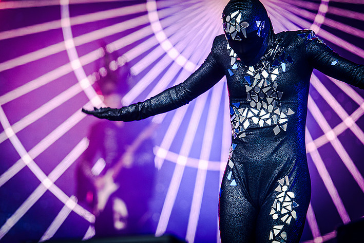 2019-07-04 - Empire Of The Sun från Roskildefestivalen, Roskilde