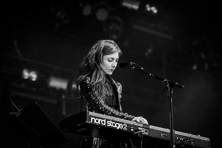 2019-07-05 - Julia Holter från Roskildefestivalen, Roskilde