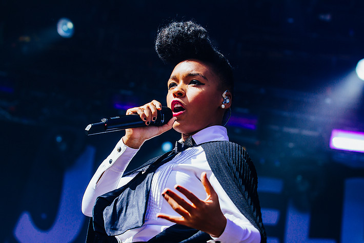 2011-08-12 - Janelle Monae från Way Out West, Göteborg