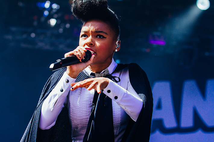 2011-08-12 - Janelle Monae från Way Out West, Göteborg