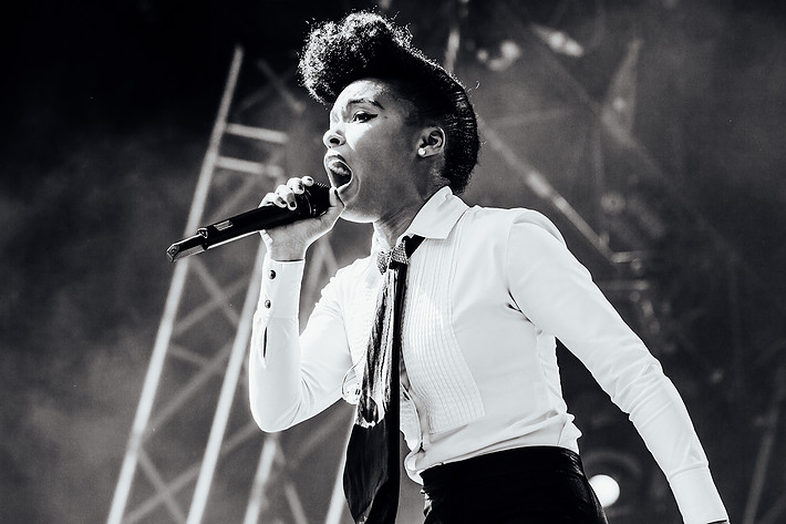 2011-08-12 - Janelle Monae från Way Out West, Göteborg
