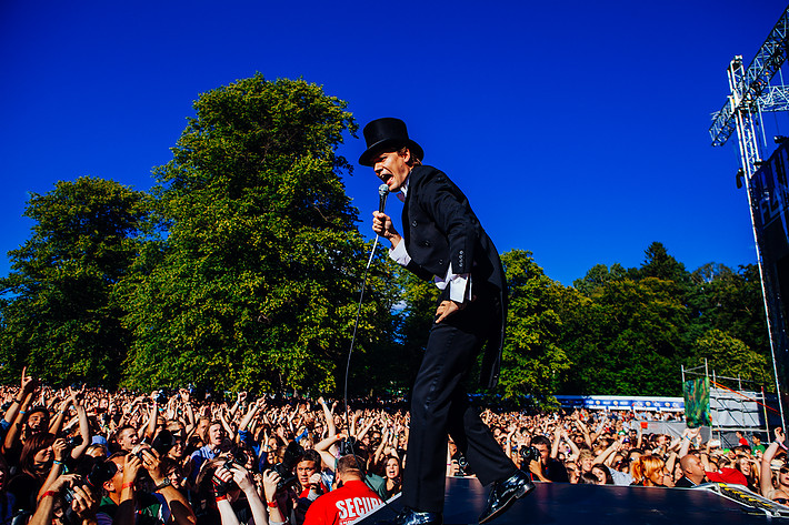 2011-08-12 - The Hives från Way Out West, Göteborg