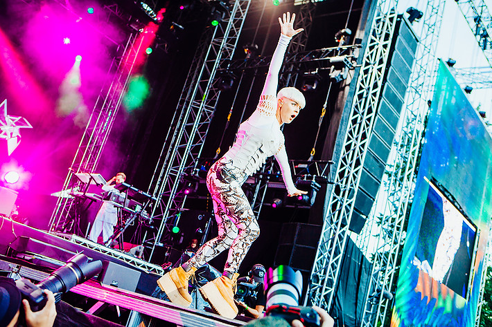 2011-08-12 - Robyn från Way Out West, Göteborg