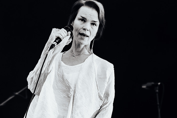 2011-08-13 - Anna Järvinen från Way Out West, Göteborg