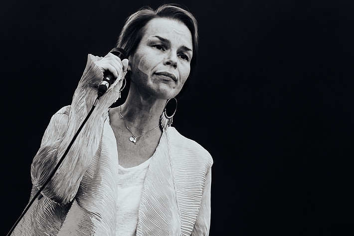 2011-08-13 - Anna Järvinen från Way Out West, Göteborg