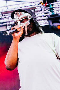 2011-08-13 - MF Doom från Way Out West, Göteborg