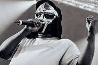 2011-08-13 - MF Doom från Way Out West, Göteborg