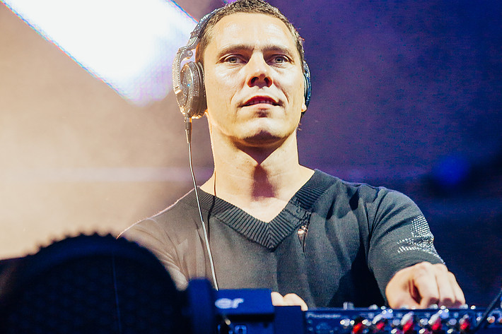 2011-08-13 - Tiësto från Way Out West, Göteborg