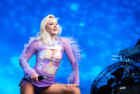 2019-08-08 - Zara Larsson från Way Out West, Göteborg