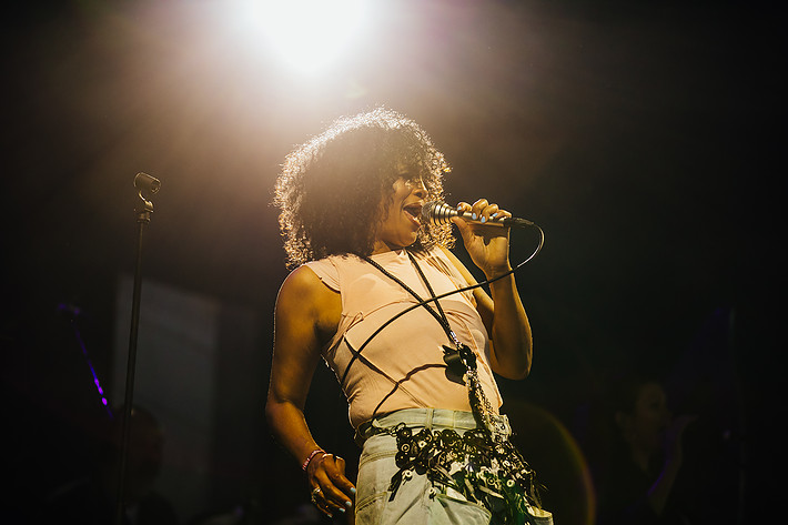 2019-08-08 - Neneh Cherry från Way Out West, Göteborg