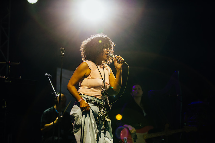 2019-08-08 - Neneh Cherry från Way Out West, Göteborg