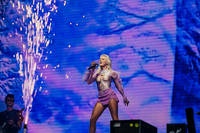 2019-08-08 - Zara Larsson från Way Out West, Göteborg