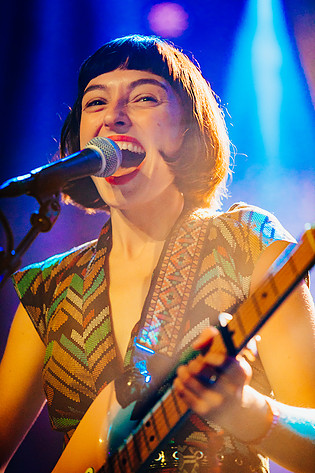 2019-08-08 - Stella Donnelly från Way Out West, Göteborg
