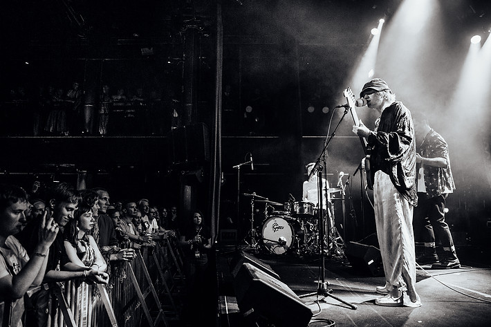 2019-08-08 - Connan Mockasin från Way Out West, Göteborg
