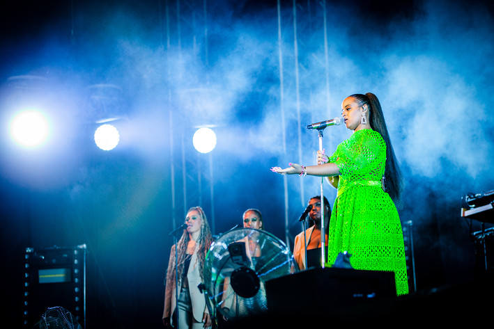 2019-08-09 - Seinabo Sey från Way Out West, Göteborg
