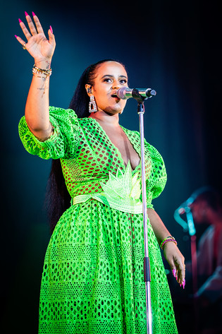 2019-08-09 - Seinabo Sey från Way Out West, Göteborg