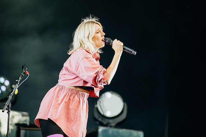 2019-08-09 - Veronica Maggio från Way Out West, Göteborg