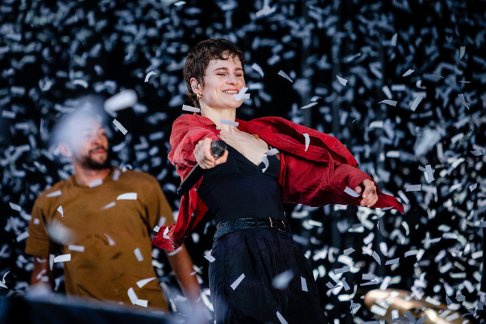 2019-08-10 - Christine and the Queens från Way Out West, Göteborg