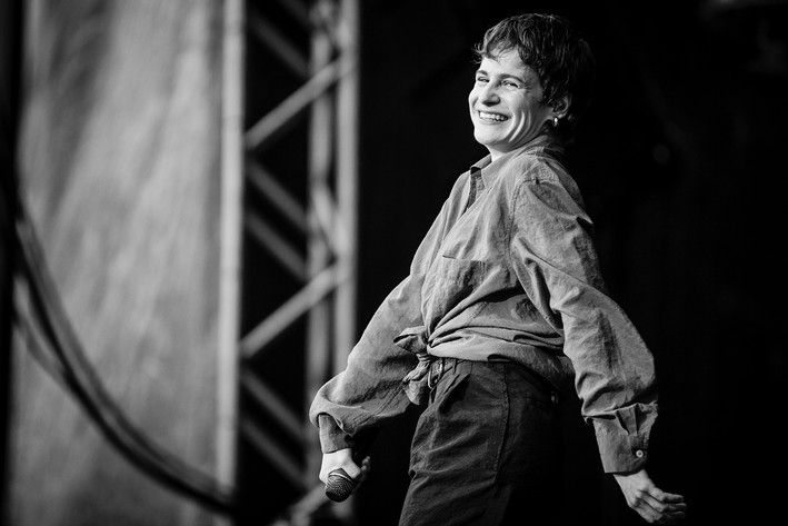 2019-08-10 - Christine and the Queens från Way Out West, Göteborg
