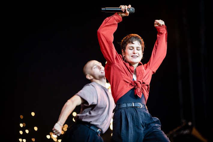 2019-08-10 - Christine and the Queens från Way Out West, Göteborg