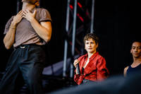 2019-08-10 - Christine and the Queens från Way Out West, Göteborg