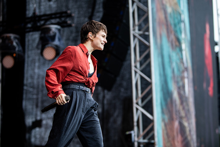 2019-08-10 - Christine and the Queens från Way Out West, Göteborg