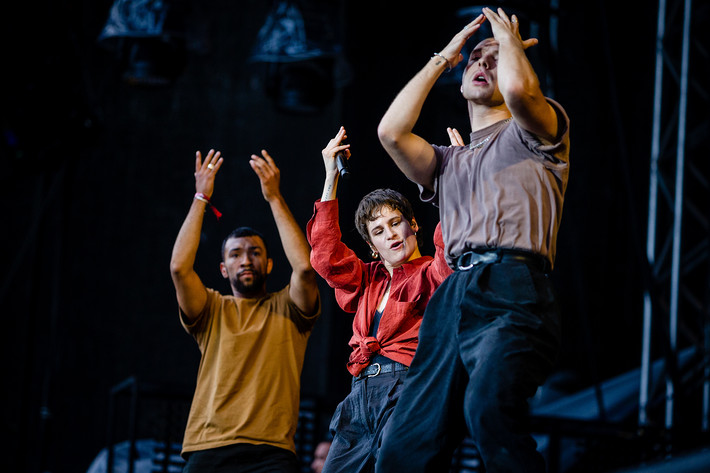 2019-08-10 - Christine and the Queens från Way Out West, Göteborg