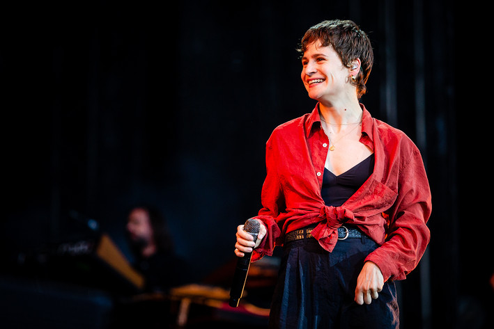 2019-08-10 - Christine and the Queens från Way Out West, Göteborg
