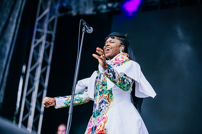 2019-08-10 - Ibibio Sound Machine från Way Out West, Göteborg