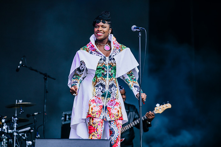 2019-08-10 - Ibibio Sound Machine från Way Out West, Göteborg