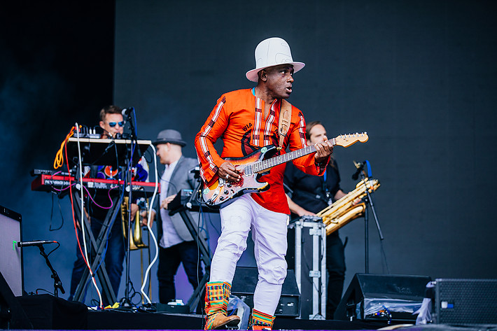 2019-08-10 - Ibibio Sound Machine från Way Out West, Göteborg