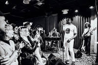 2019-08-10 - Durand Jones & The Indications från Way Out West, Göteborg