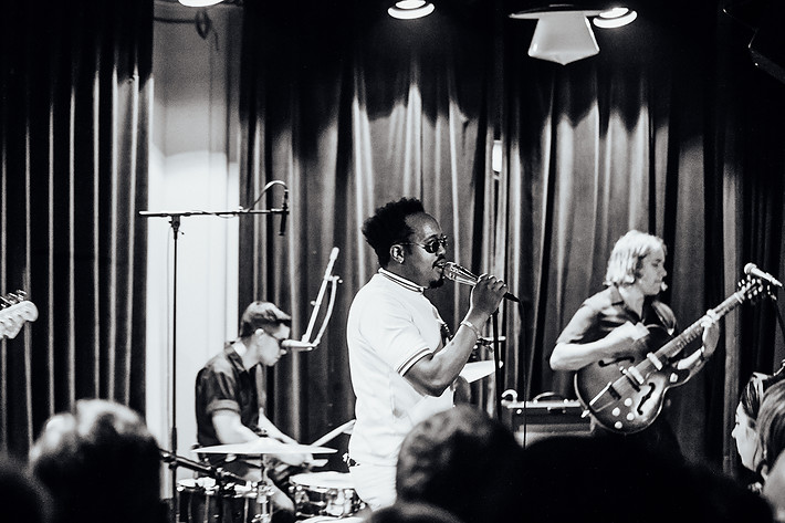 2019-08-10 - Durand Jones & The Indications från Way Out West, Göteborg