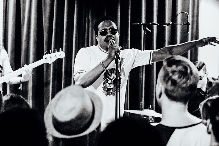 2019-08-10 - Durand Jones & The Indications från Way Out West, Göteborg