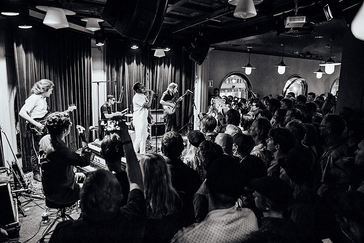 2019-08-10 - Durand Jones & The Indications från Way Out West, Göteborg