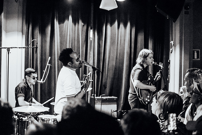 2019-08-10 - Durand Jones & The Indications från Way Out West, Göteborg