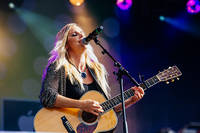 2012-08-19 - Lisa Miskovsky från Götaplatsen, Göteborg