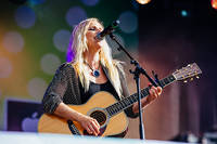 2012-08-19 - Lisa Miskovsky från Götaplatsen, Göteborg