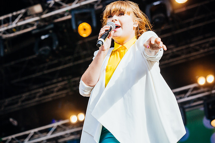 2012-08-19 - Linnea Henriksson från Götaplatsen, Göteborg