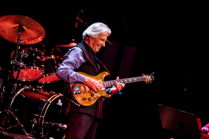 2019-10-17 - John McLaughlin & the 4th Dimension från Cirkus, Stockholm