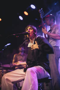 2019-11-23 - Aldous Harding från Fasching, Stockholm