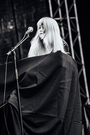 2012-08-10 - Anna von Hausswolff från Way Out West, Göteborg