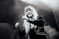 2012-08-10 - Anna von Hausswolff från Way Out West, Göteborg