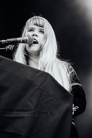 2012-08-10 - Anna von Hausswolff från Way Out West, Göteborg