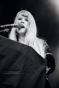 2012-08-10 - Anna von Hausswolff från Way Out West, Göteborg