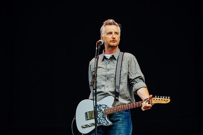 2012-08-10 - Billy Bragg från Way Out West, Göteborg