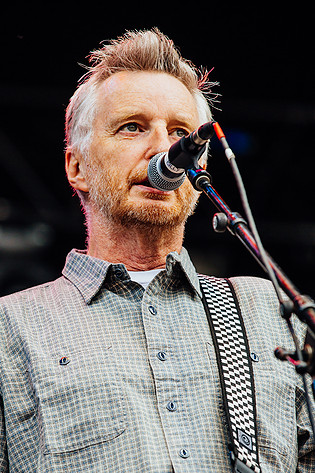 2012-08-10 - Billy Bragg från Way Out West, Göteborg
