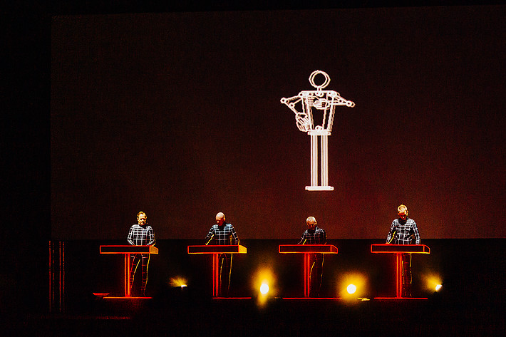 2012-08-11 - Kraftwerk från Way Out West, Göteborg