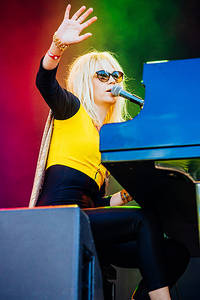 2012-08-11 - Frida Hyvönen från Way Out West, Göteborg